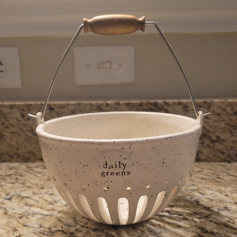 Anthropologie "Daily Greens" Colander